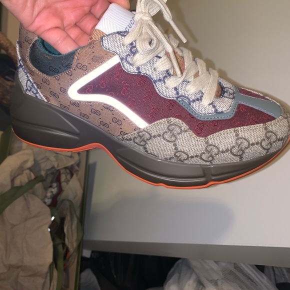 Brand new worn one time for a hour too small - Picture 2 of 5